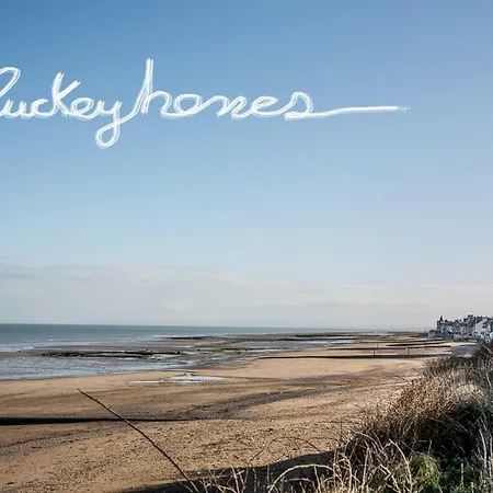 Apartment Luckey Homes - Rue Roger Bastion *
